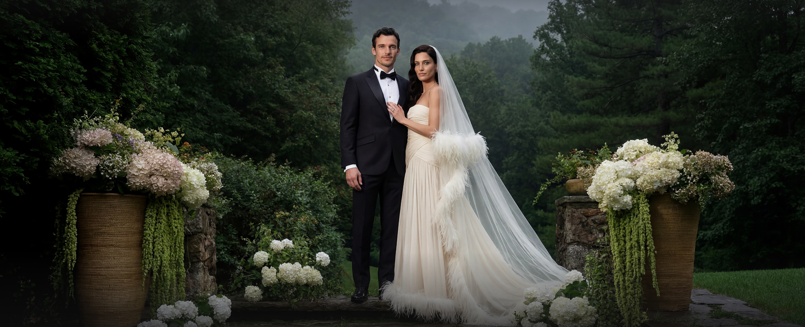 Весільні костюми