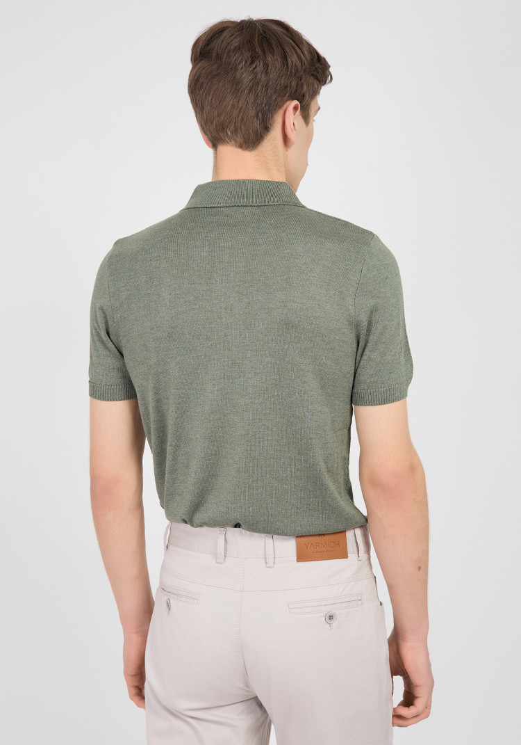 "CLASSIC MEN'S KHAKI ZIP POLO", Photo 2