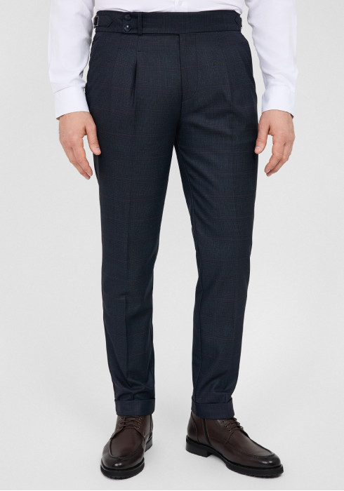 КЛАСИЧНІ ЧОЛОВІЧІ БРЮКИ ТЕМНО-СИНІ В КЛІТИНКУ