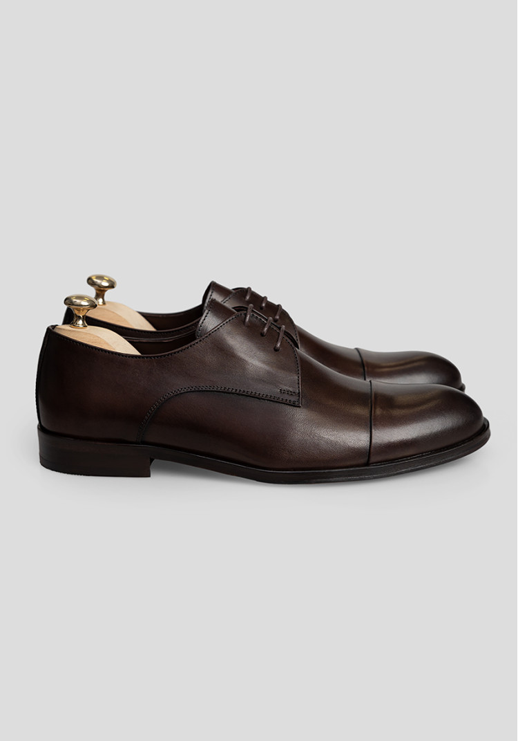 CLASSIC MEN`S DERBY BROWN