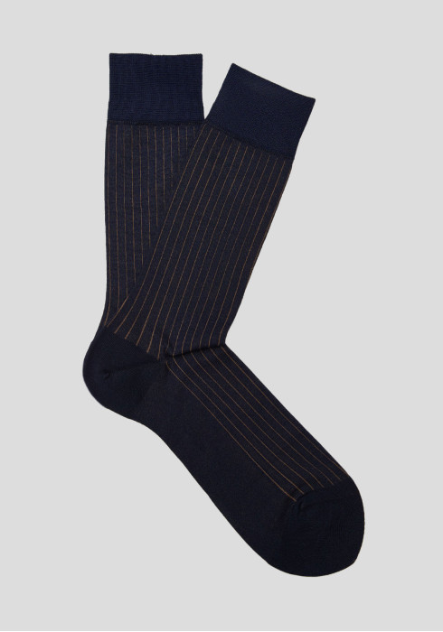 КЛАСИЧНІ ЧОЛОВІЧІ ШКАРПЕТКИ ТЕМНО-СИНІ В СВІТЛО-КОРИЧНЕВУ СМУЖКУ