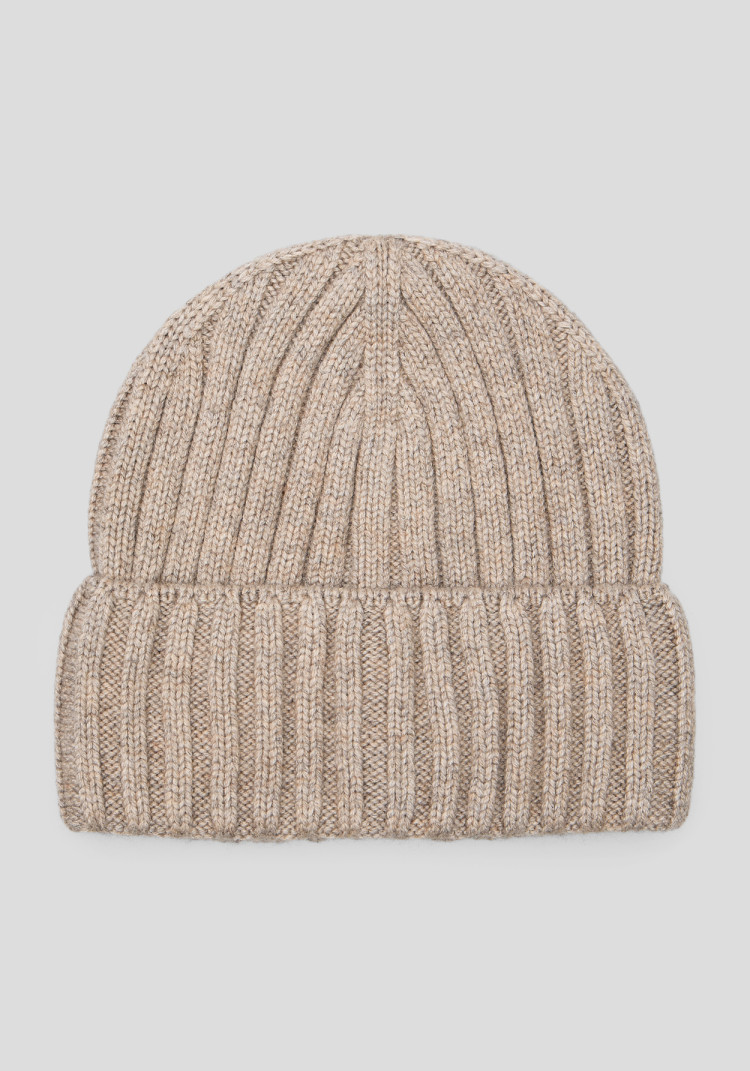 ЧОЛОВІЧА ШАПКА БЕЖЕВА