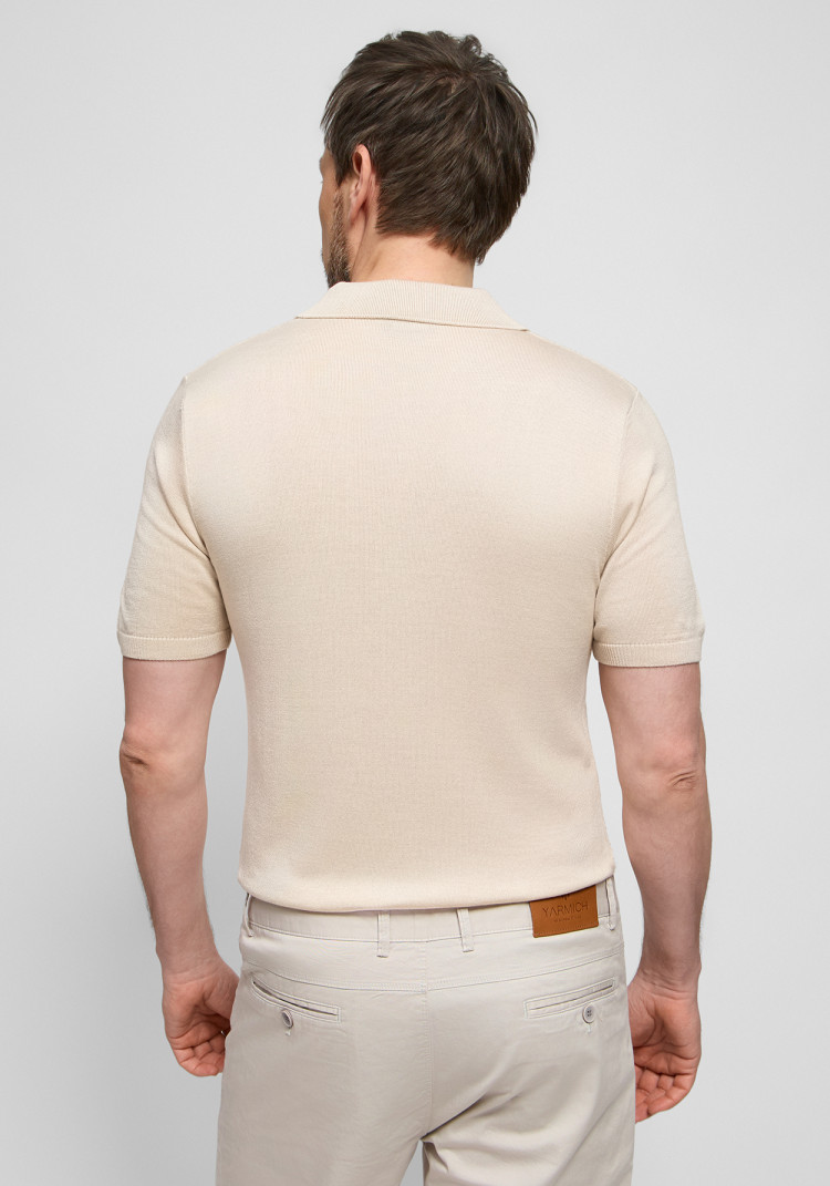 Classic men's beige polo with a textured geometric pattern, Photo 2
