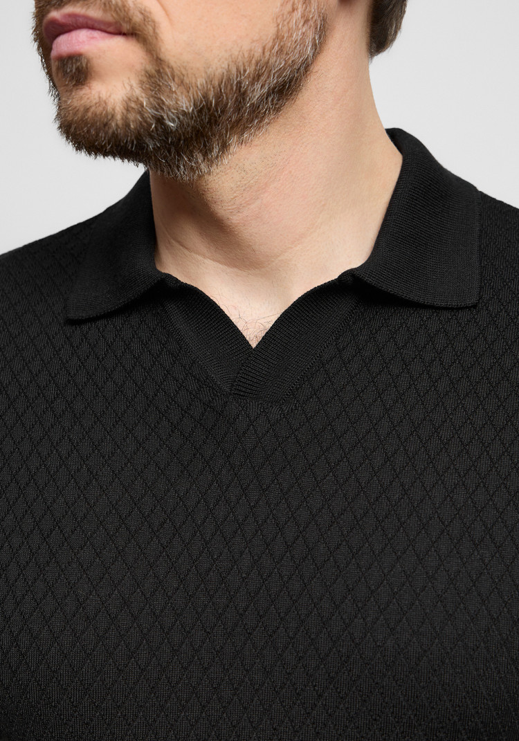 Classic men's black polo with a textured pattern, Photo 3